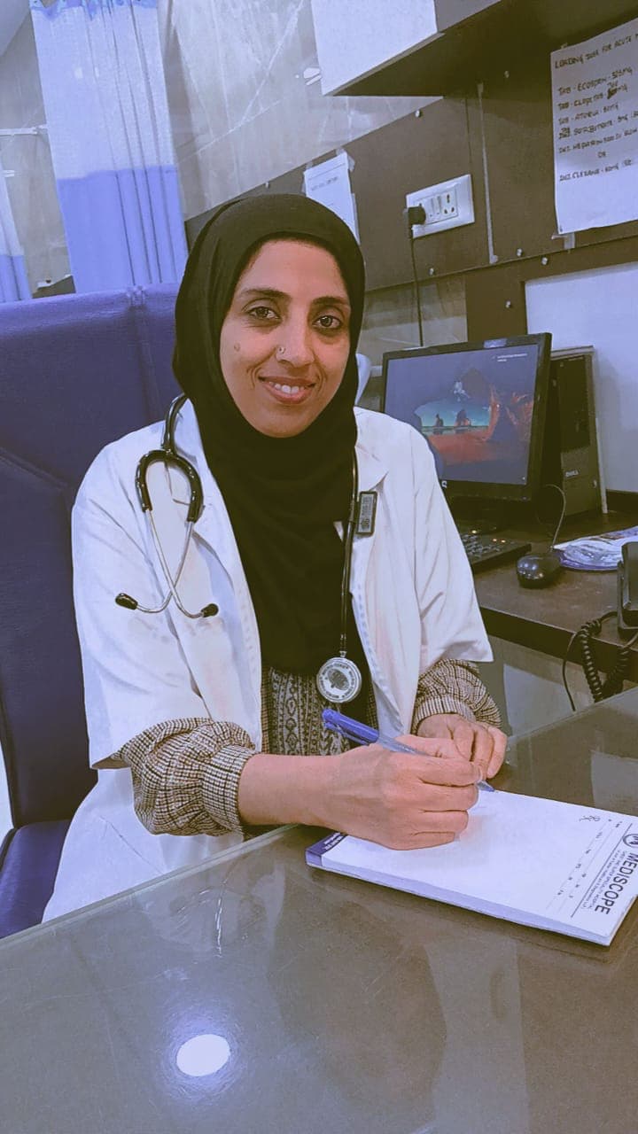 Dr. Shakeeba Naaz - Best sexologist doctor in India at HappyWaves sexual health clinic